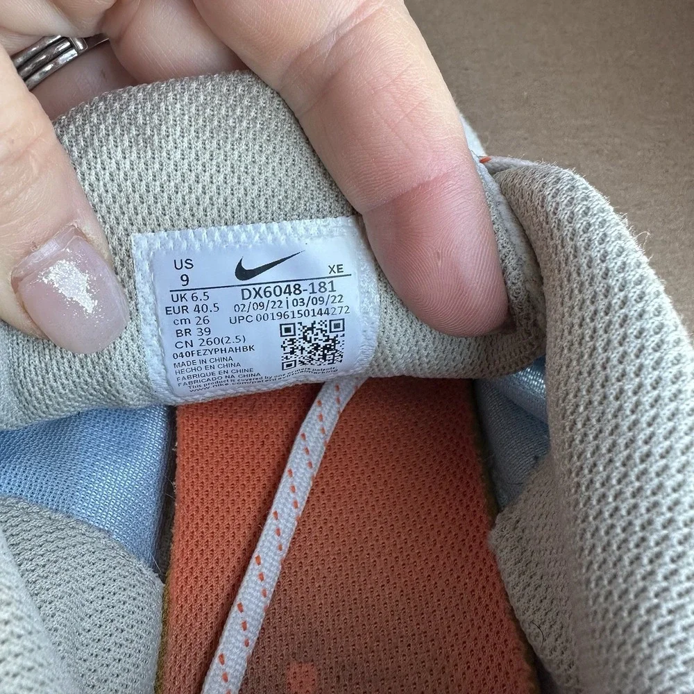 Nike Air Winflo 9 Sail Celestine Blue Womens Size 9 Athletic Sneaker Gym Fitness